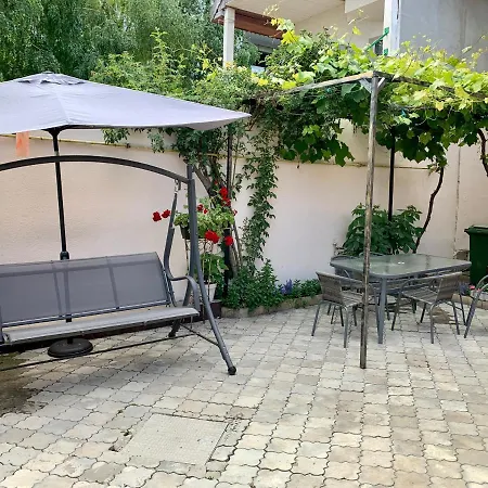 In Mamaia Sat De Inchiriat Integral